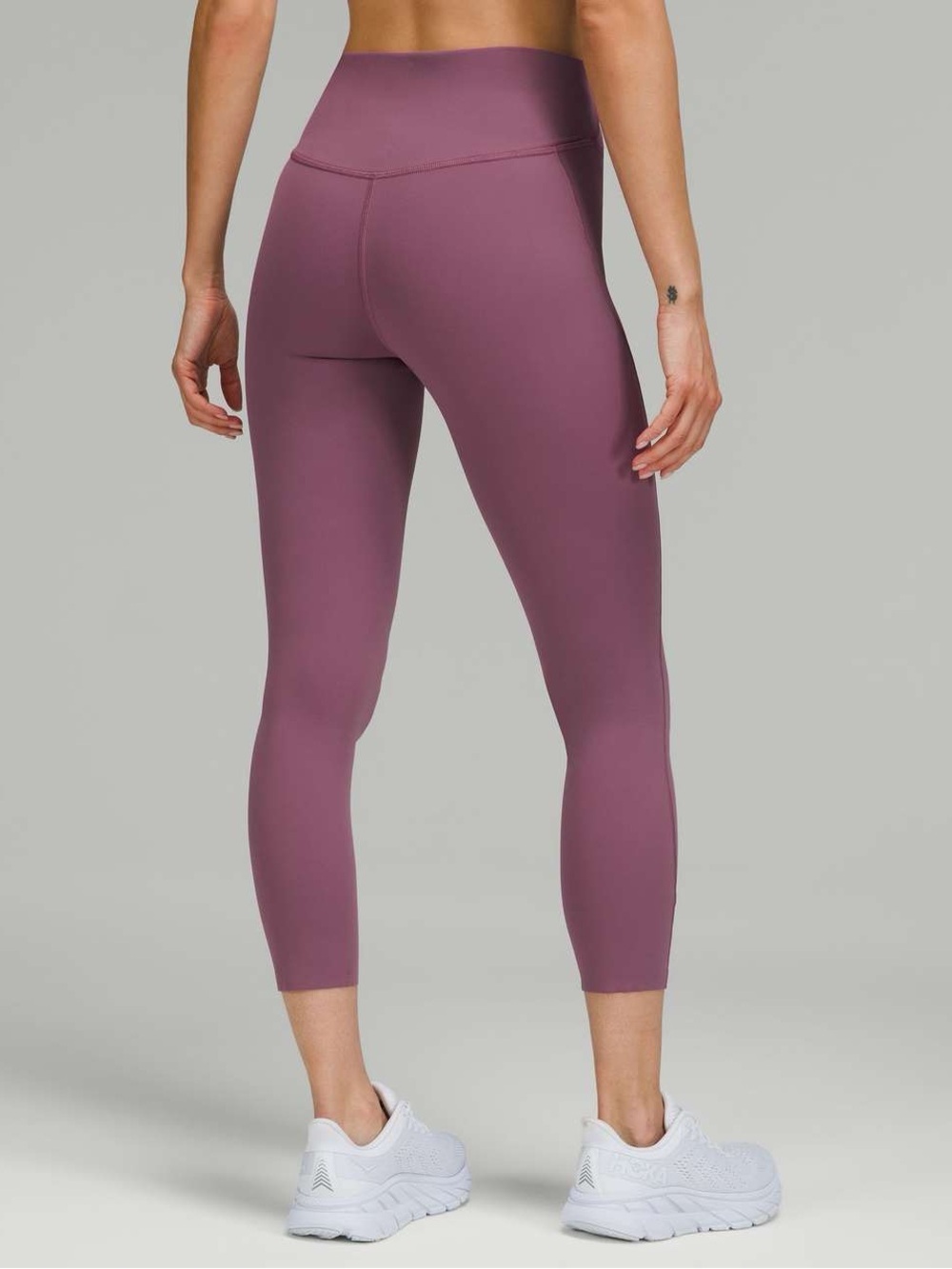 Lululemon Base Pace High-Rise Crop 23"
Vintage Plum size 12 lightweight soft
